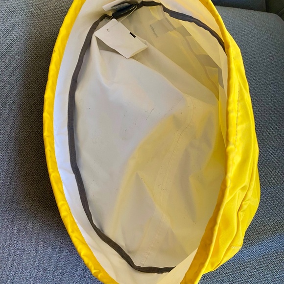 MEC helmet cover - Brand new with Tags - Picture 3 of 6